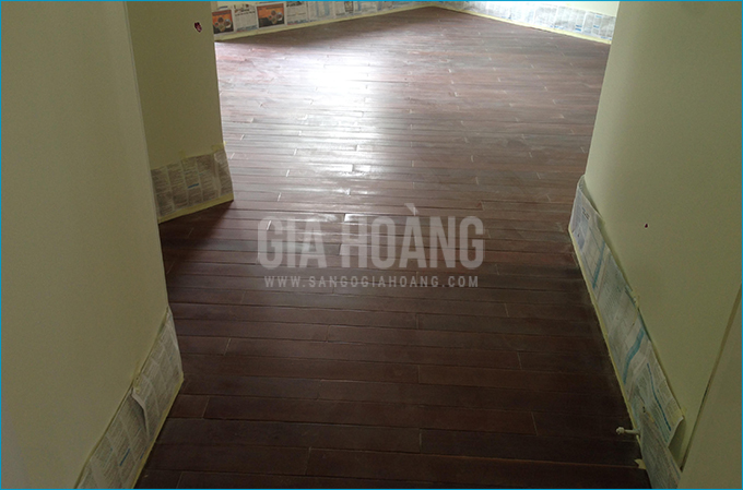 Công trình sơn sàn gỗ Căm Xe tại quận 2 HCMC