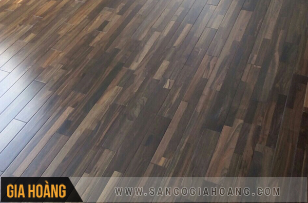 Sàn gỗ Chiu Liu FJL 15 x120 x900 mm  giá hot 710.000 VNĐ/m2