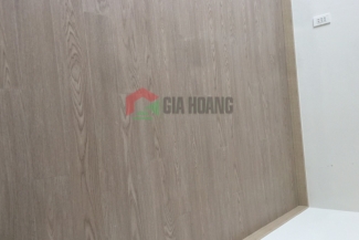 4 cach don gian ban can biet de khac phuc san go cu bi keu khi di lai