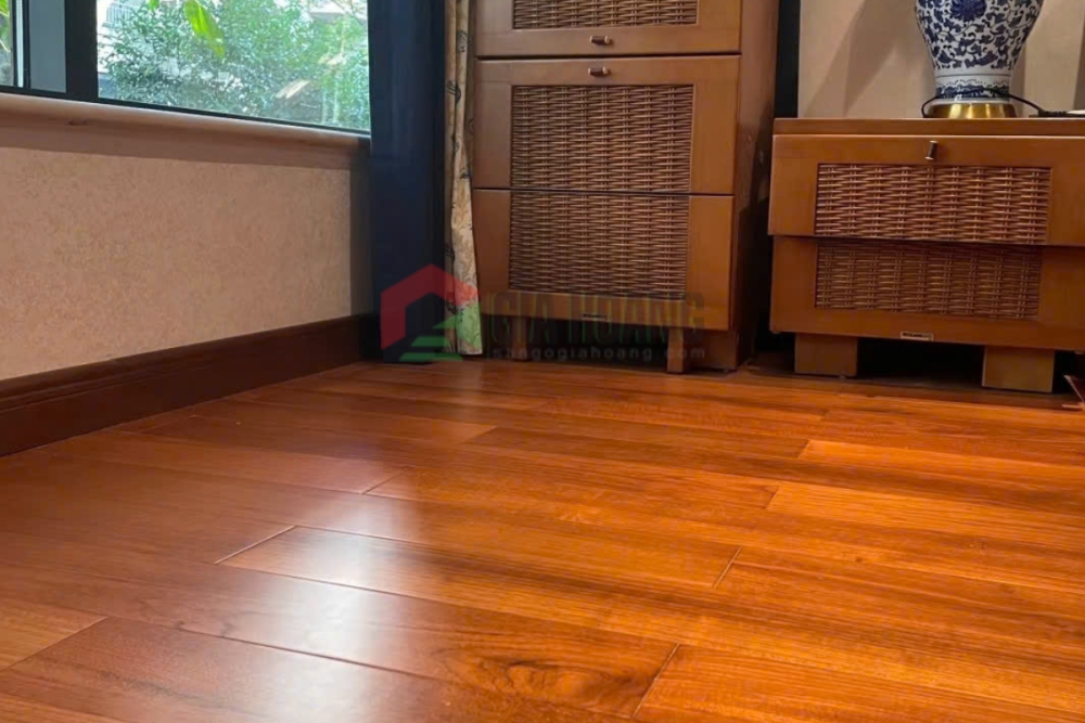 Các Loại Sàn Gỗ Chịu Nước Tốt Nhất Cho Mùa Mưa 
