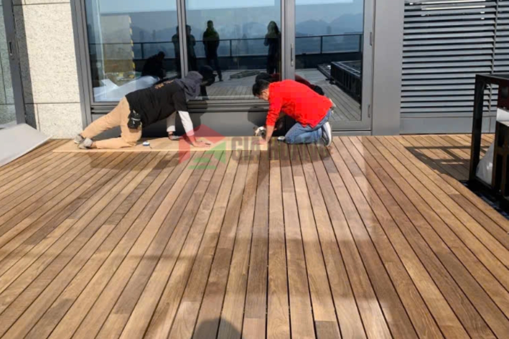 Dự Án Thực Tế Của Sàn Gỗ Tự Nhiên Teak
