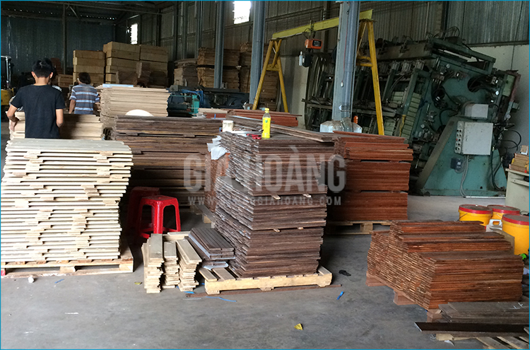 Thăm quan nhà máy sản xuất sàn gỗ tự nhiên Gia Hoàng